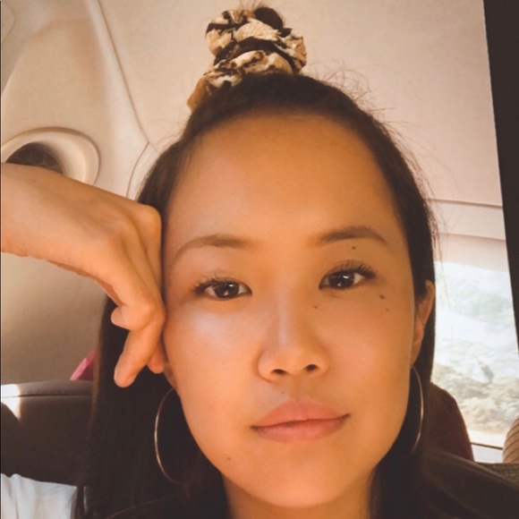 Meet your Posher, Eunice - Picture 2 of 3